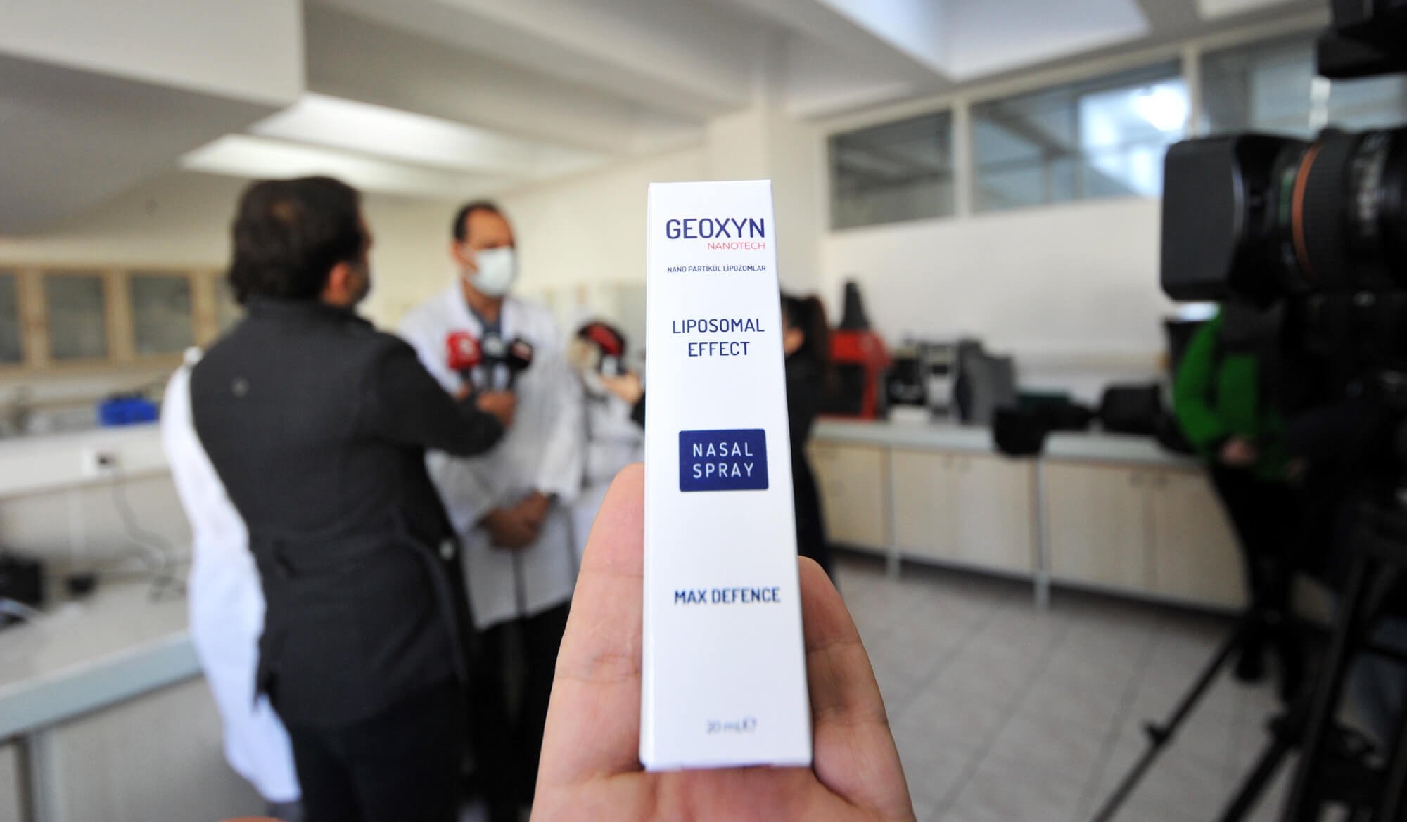 Nesespray utviklet i Tyrkia dreper koronavirus på 1 minutt