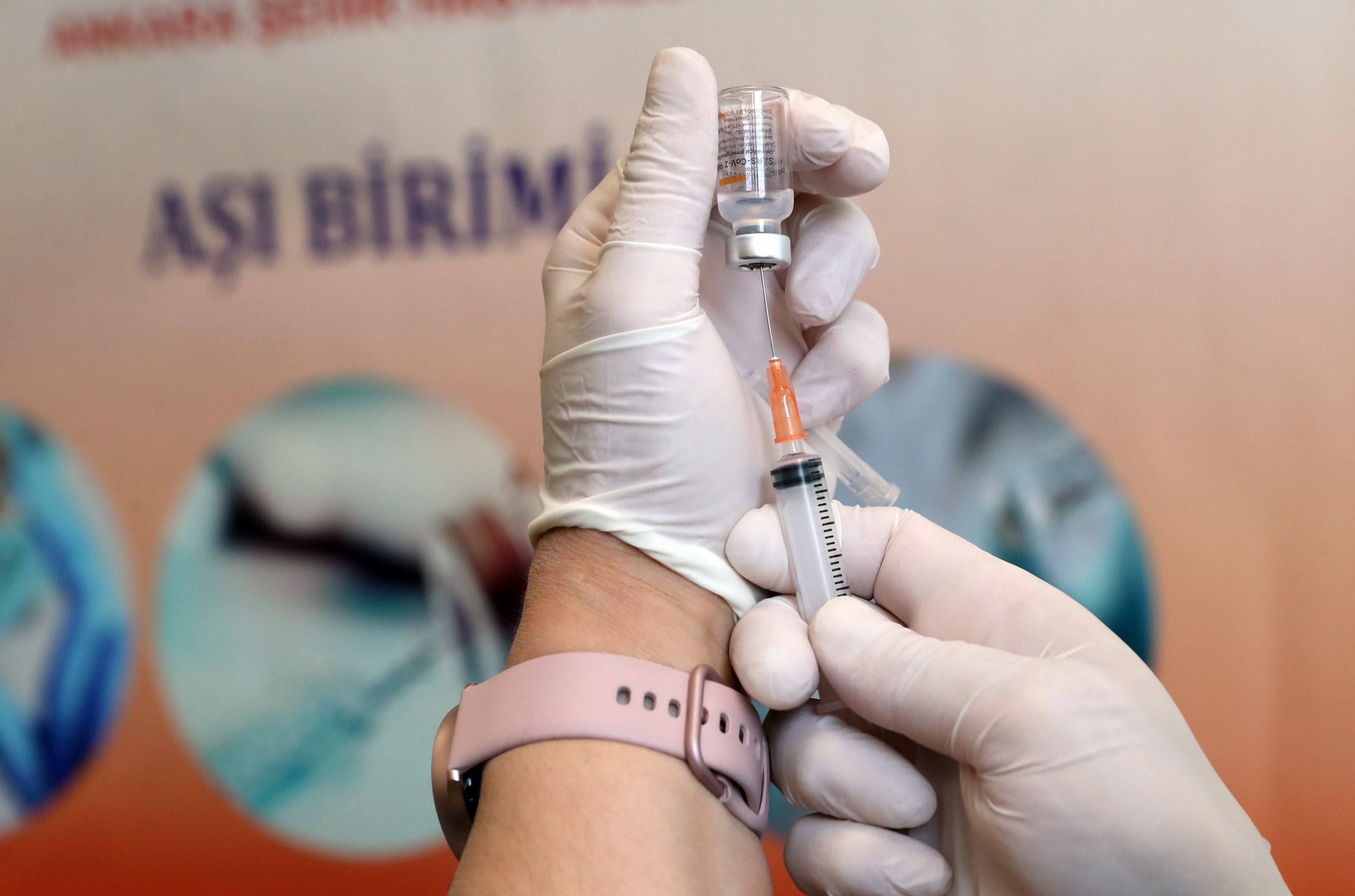 2. sats med kinesisk-produserte COVID-19-vaksiner ankommer Tyrkia